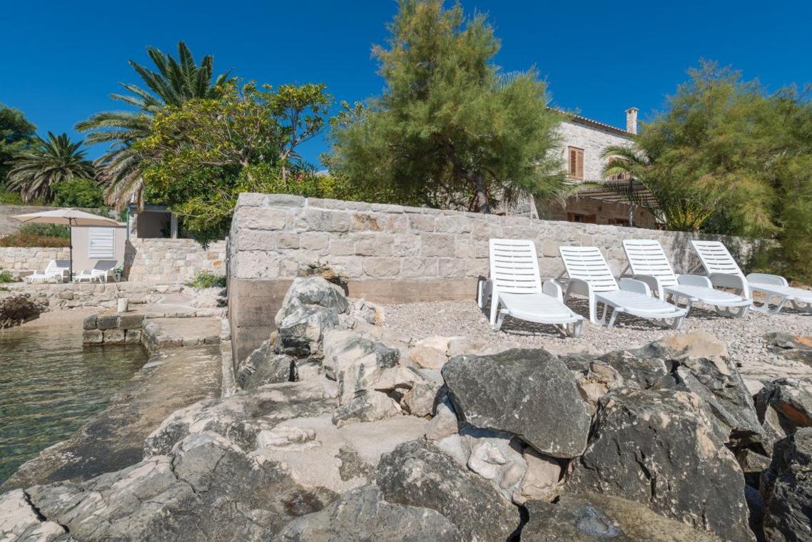 Luxury Beachfront Villa Mare With Private Pool At The Beach Orebic - Peljesac Exteriér fotografie