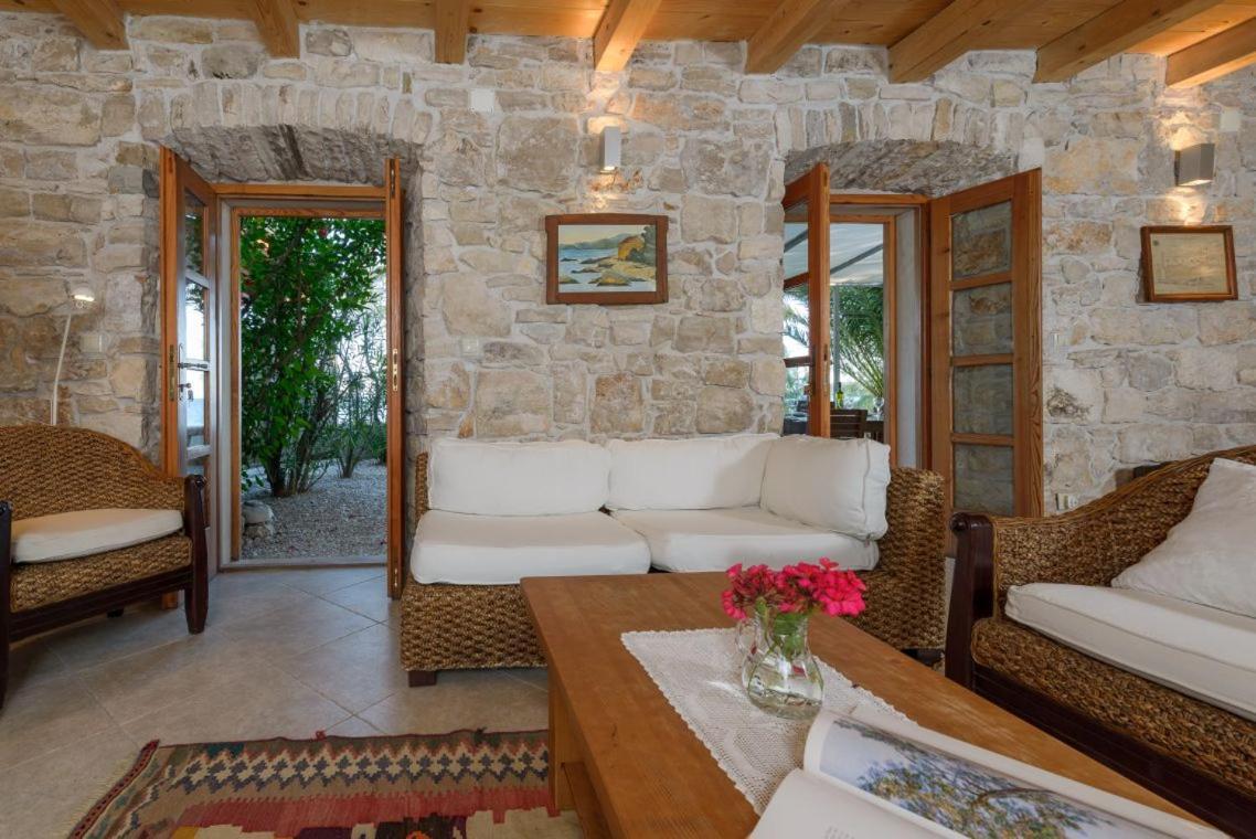 Luxury Beachfront Villa Mare With Private Pool At The Beach Orebic - Peljesac Exteriér fotografie