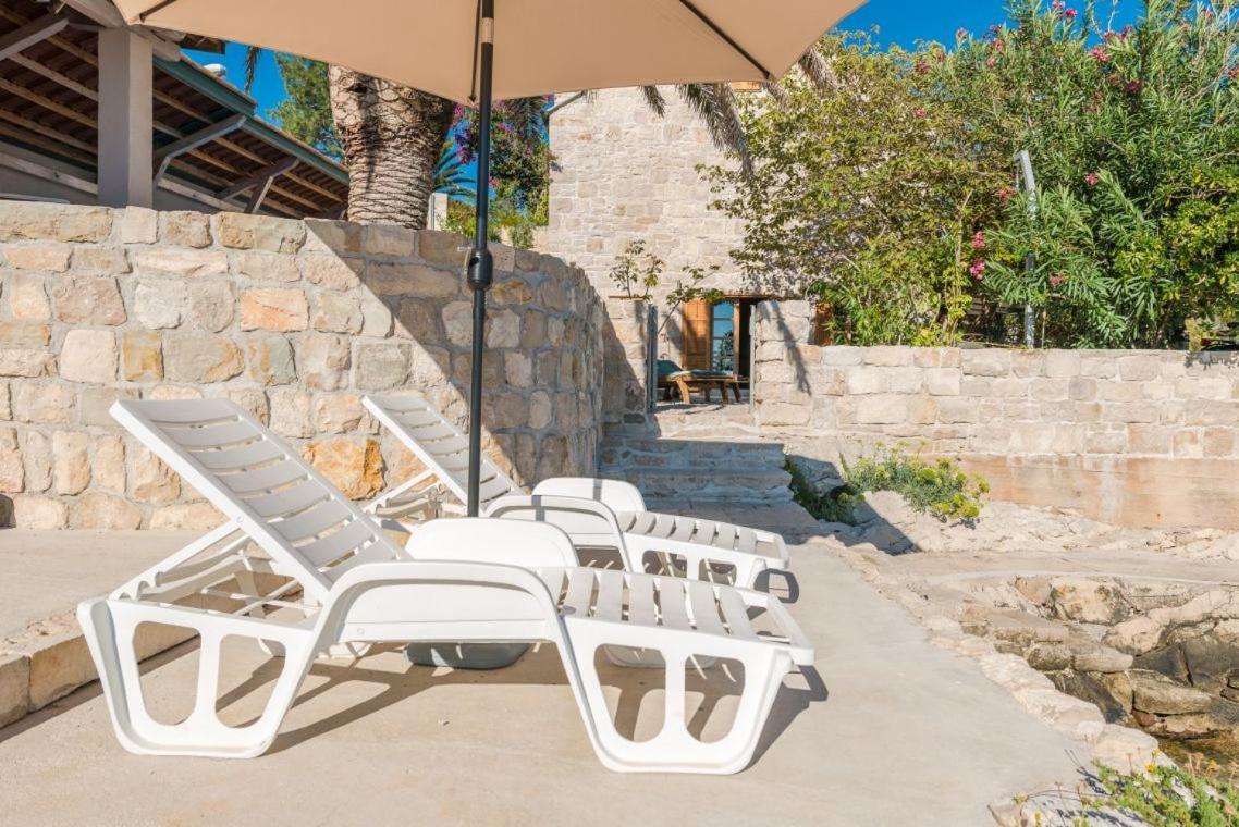 Luxury Beachfront Villa Mare With Private Pool At The Beach Orebic - Peljesac Exteriér fotografie