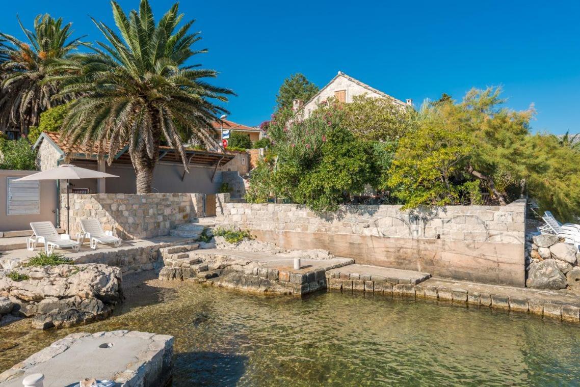 Luxury Beachfront Villa Mare With Private Pool At The Beach Orebic - Peljesac Exteriér fotografie